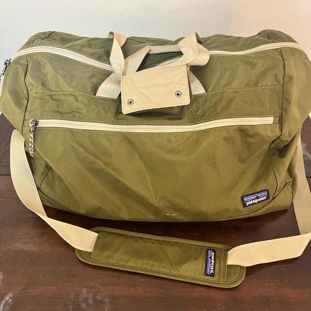 Large Patagonia duffel bag